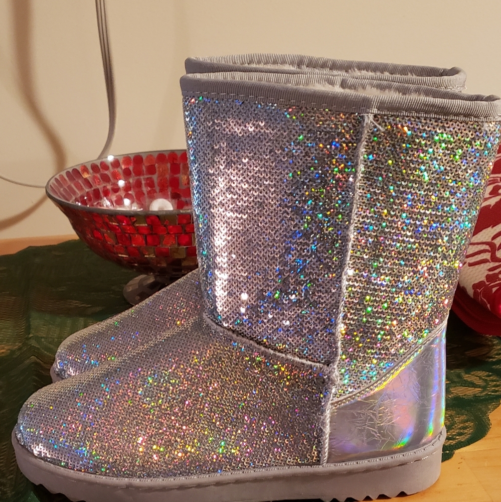 New without box Forever silver sequined boots